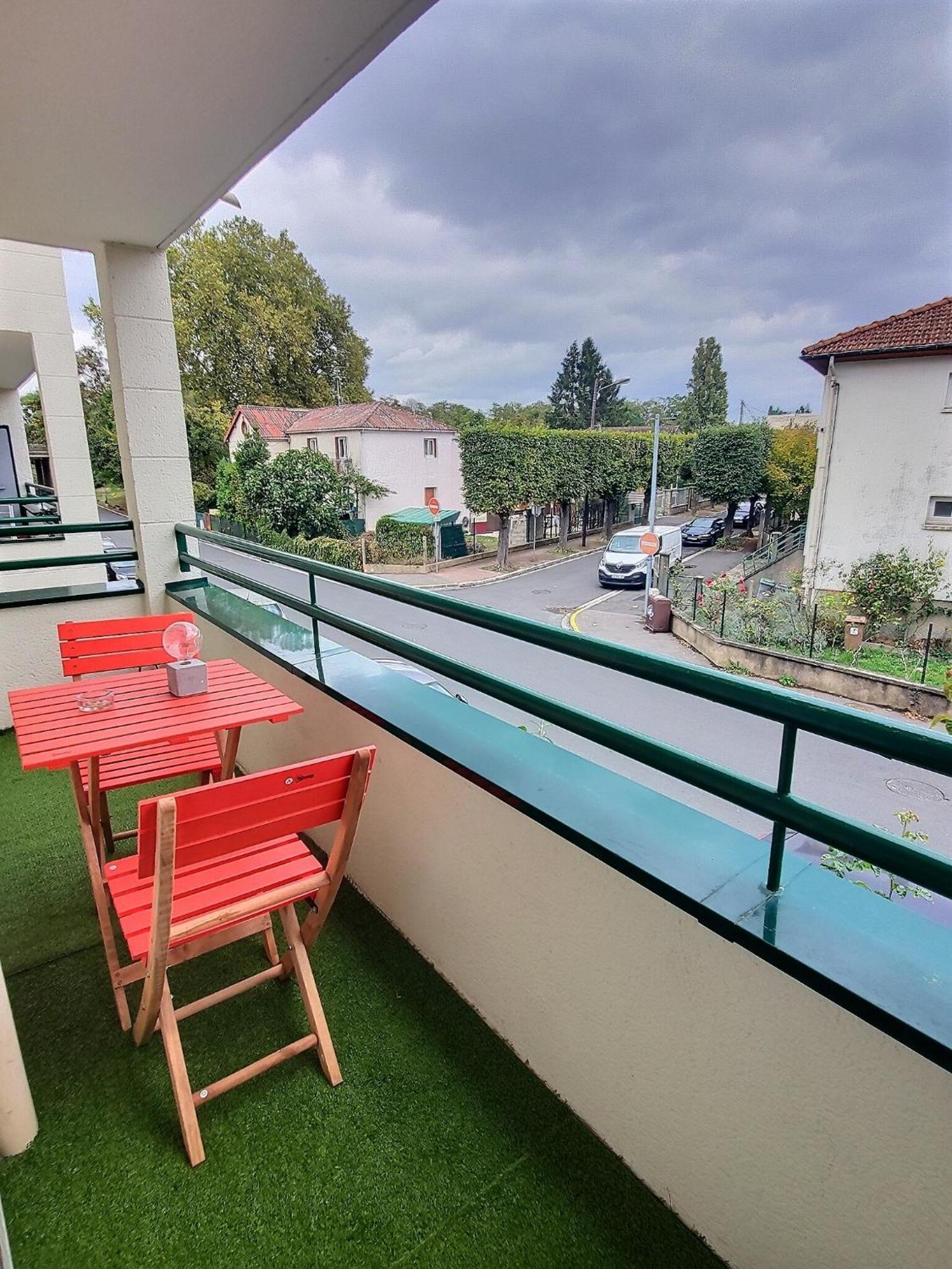 ויניו-סור-סן Appartement Pres Gare, Parking מראה חיצוני תמונה